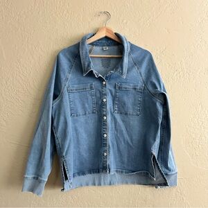 Universal Thread Light Blue Denim Button-Down Shirt Jacket